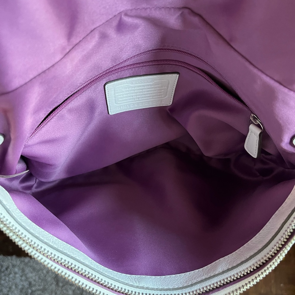 COACH White Leather Hobo Shoulder Bag - 23346 - Picture 13 of 16